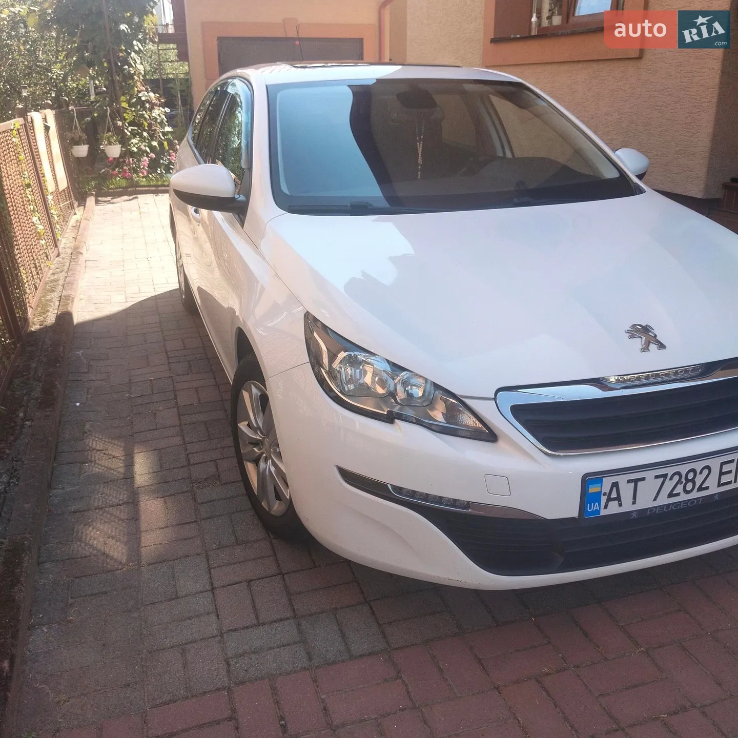 Peugeot 308, 2015