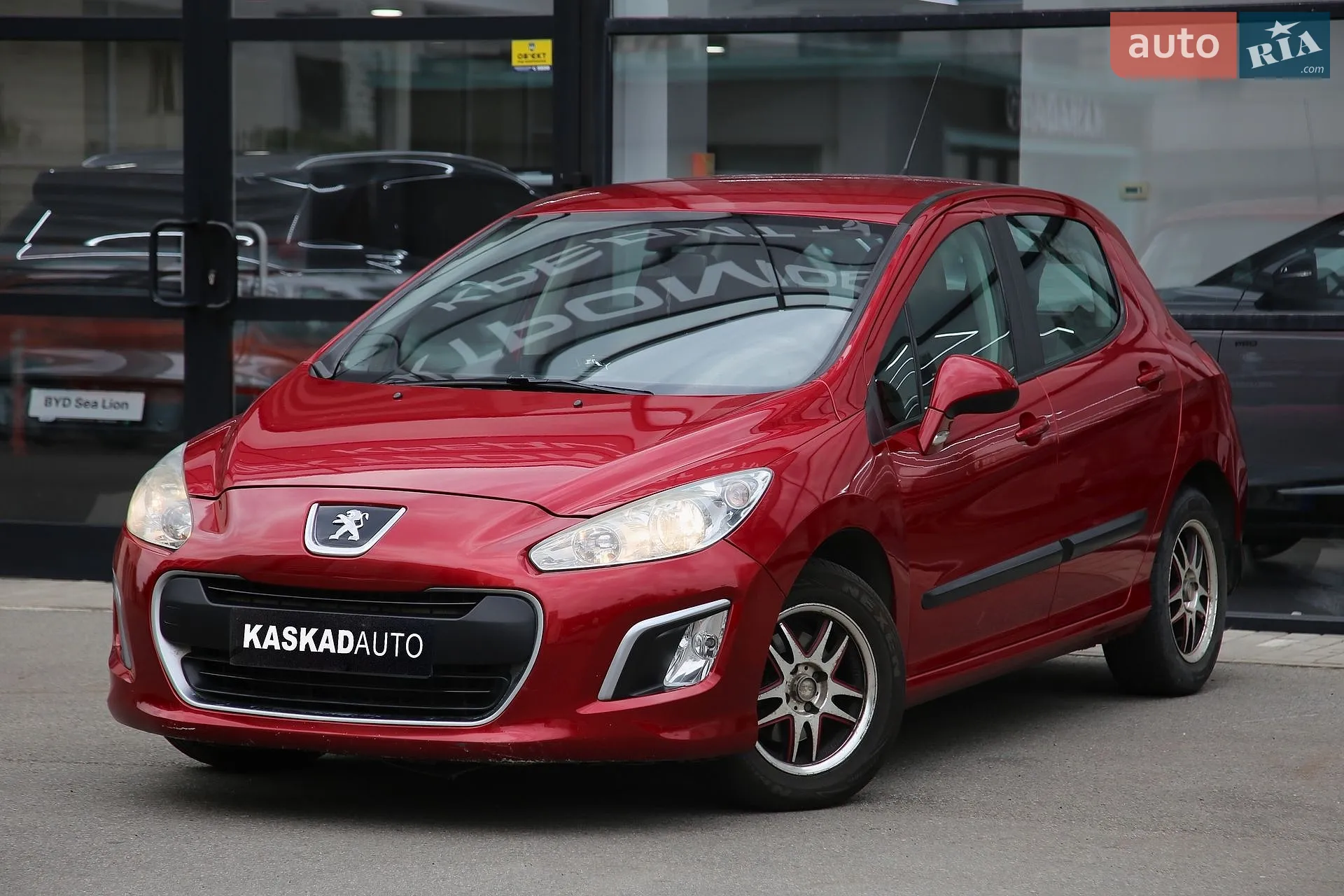 Peugeot 308, 2011