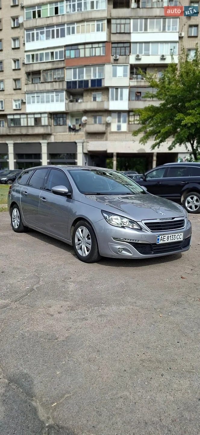 Peugeot 308, 2015