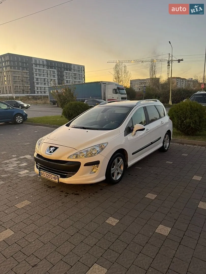 Peugeot 308, 2010
