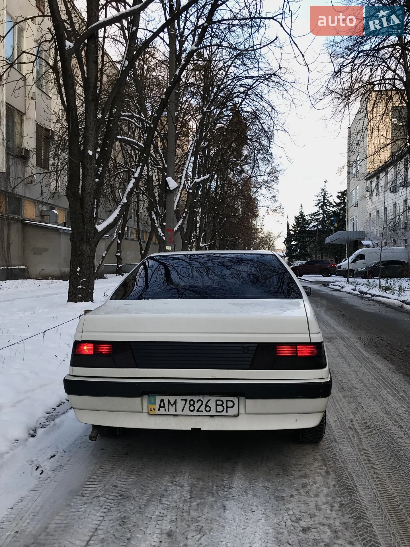 Peugeot 405, 1989