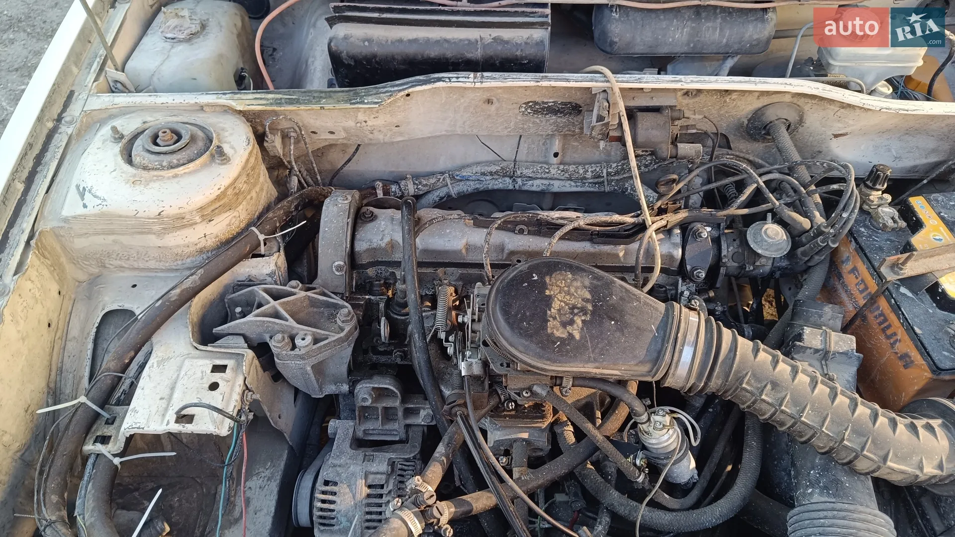 Peugeot 405, 1988