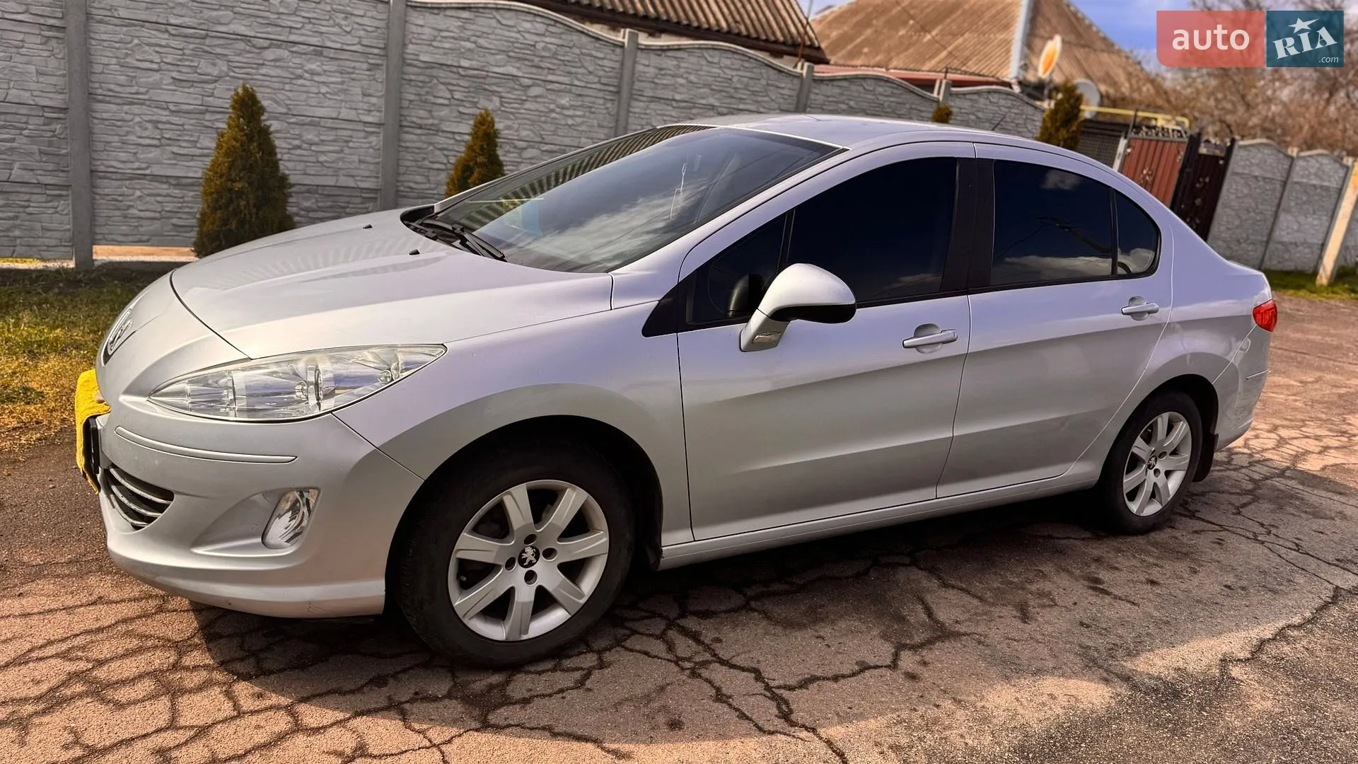 Peugeot 408, 2012