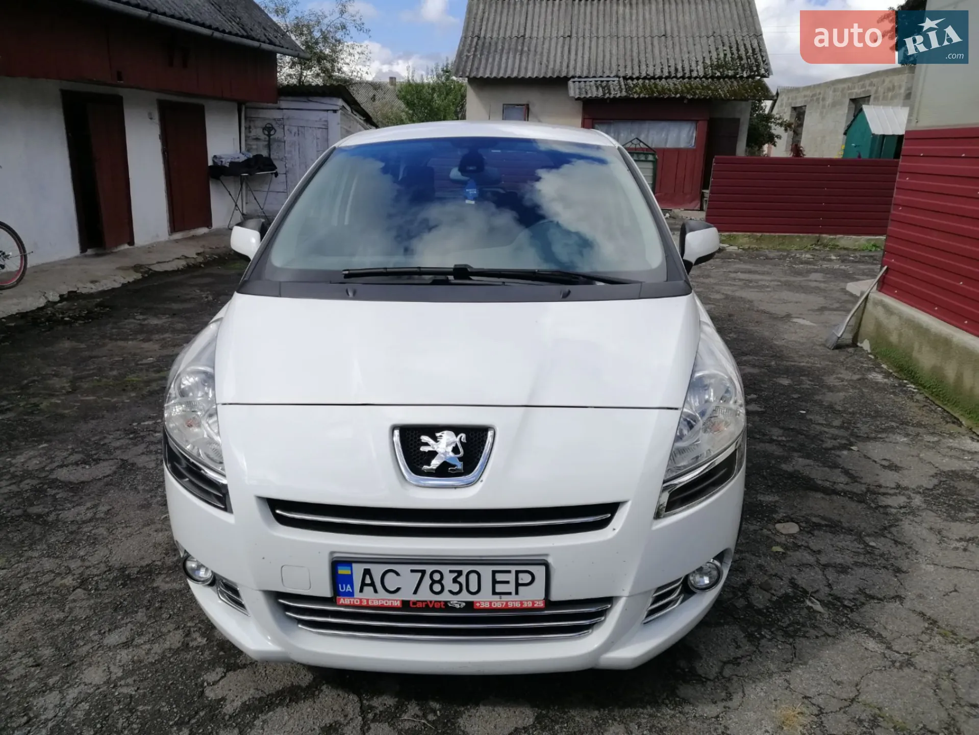 Peugeot 5008, 2012