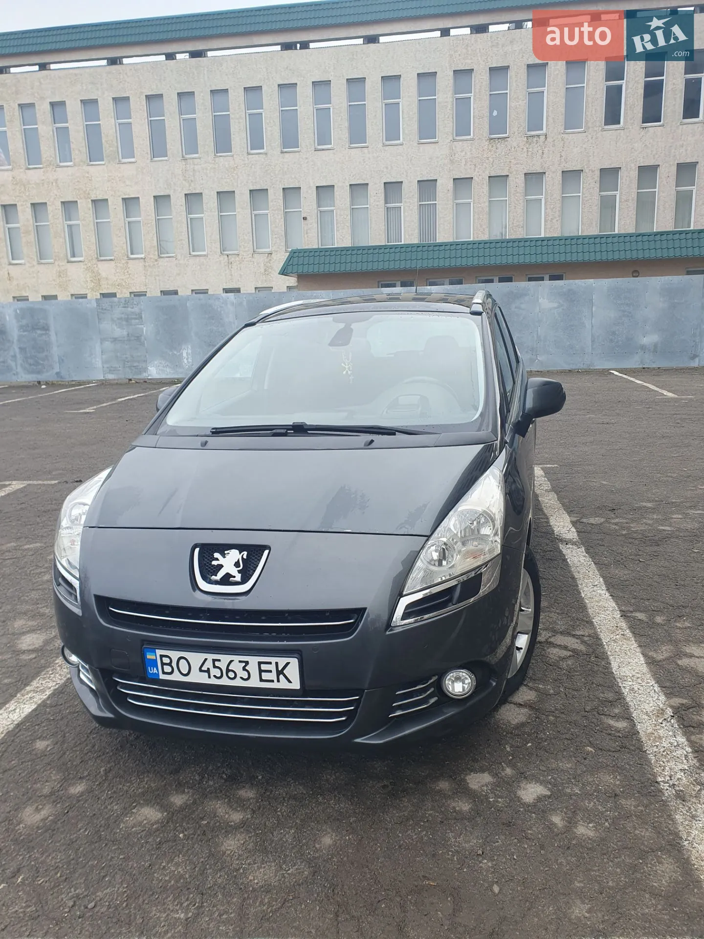 Peugeot 5008, 2010