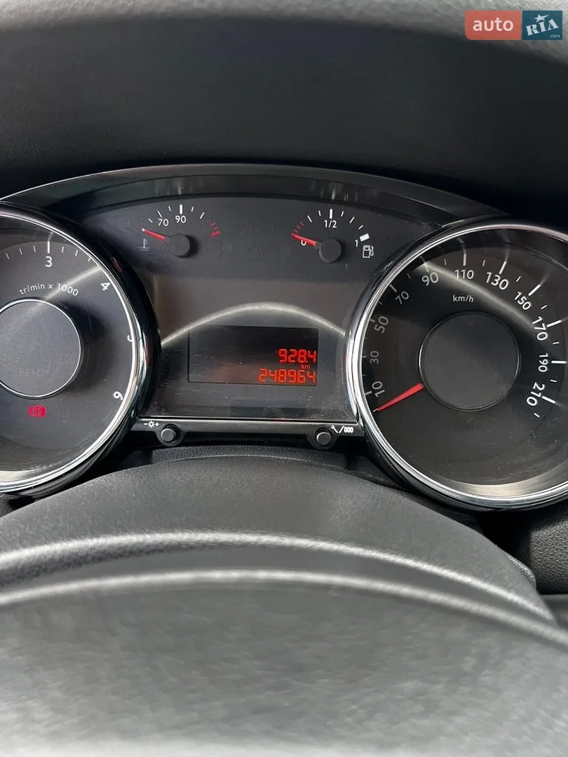 Peugeot 5008, 2012