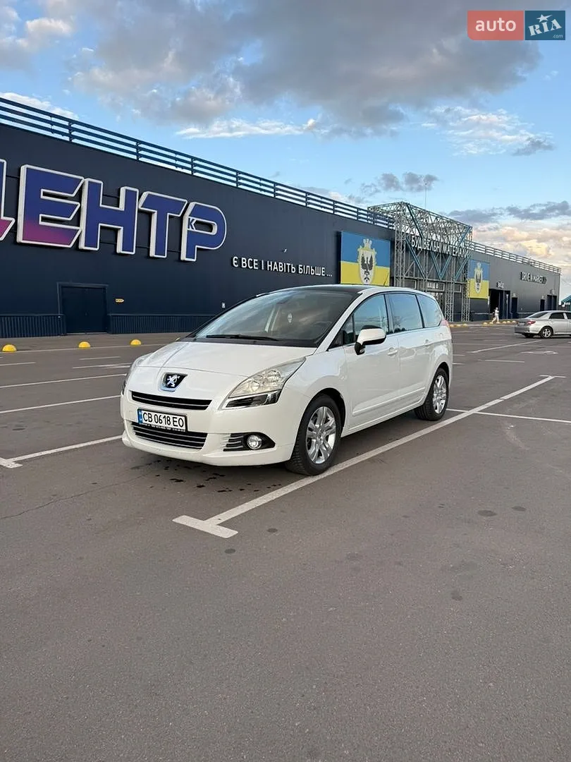 Peugeot 5008, 2010