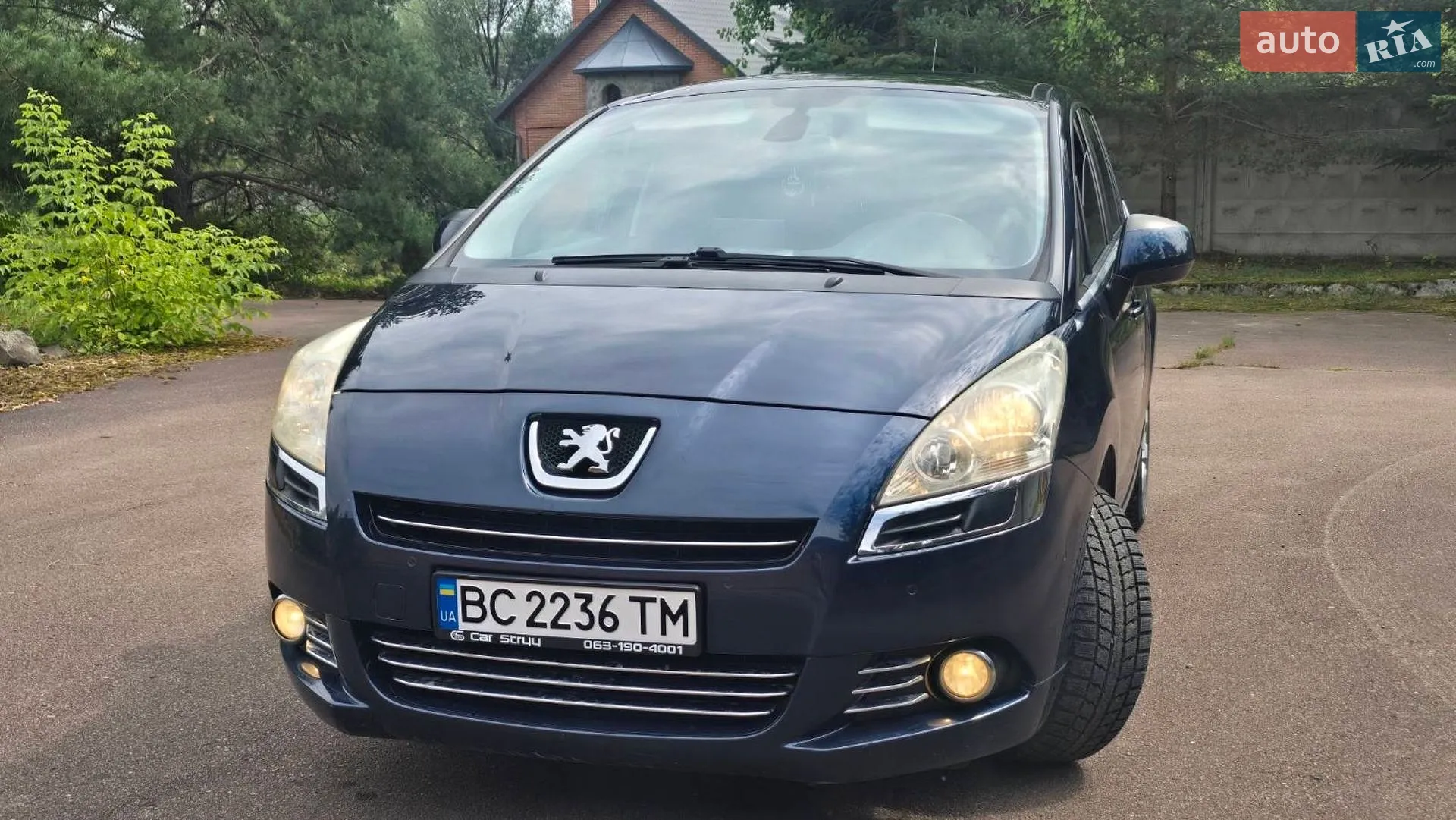 Peugeot 5008, 2011