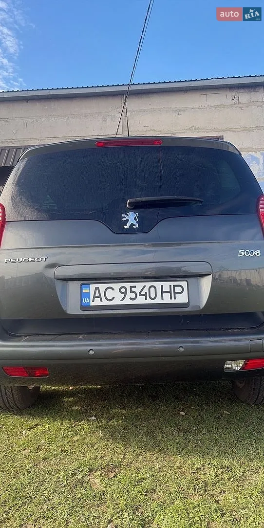 Peugeot 5008, 2010