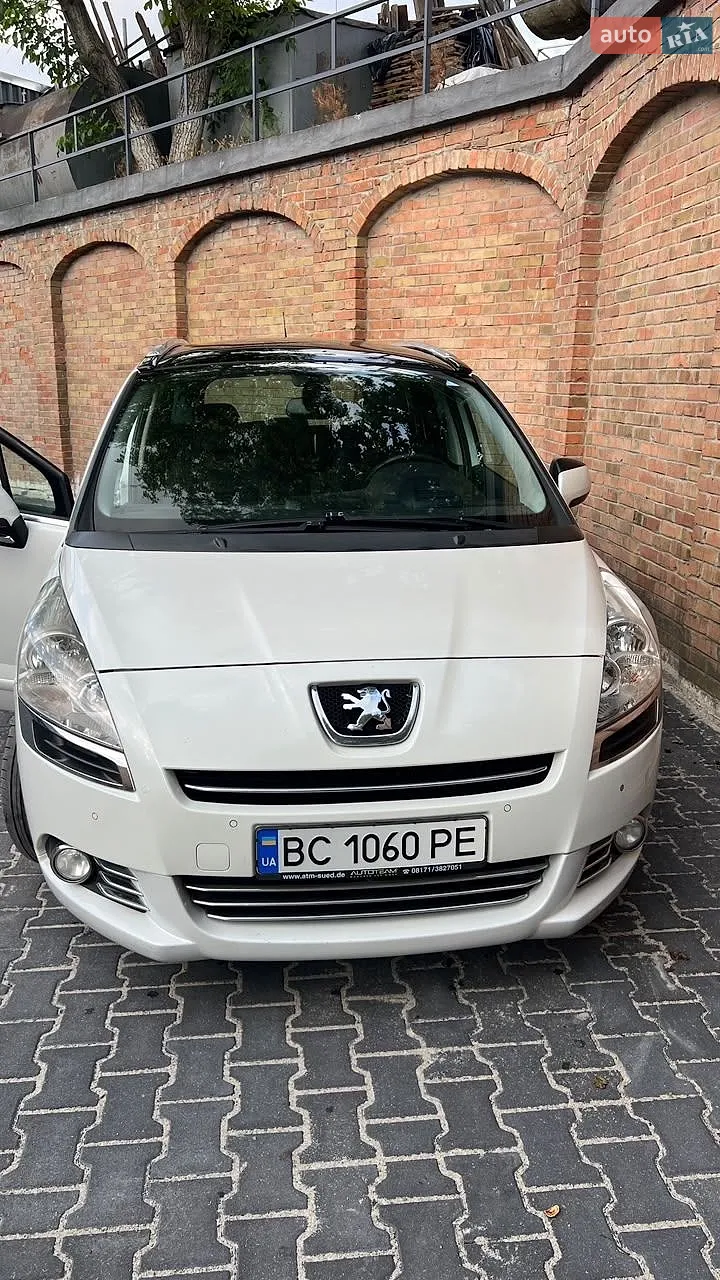 Peugeot 5008, 2013