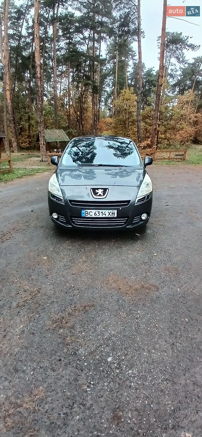 Peugeot 5008, 2010