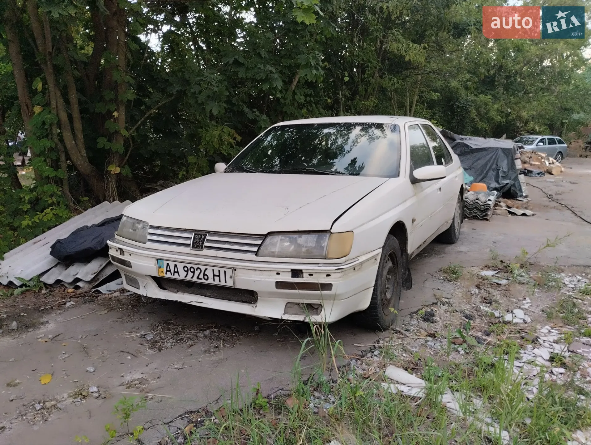 Peugeot 605, 1992
