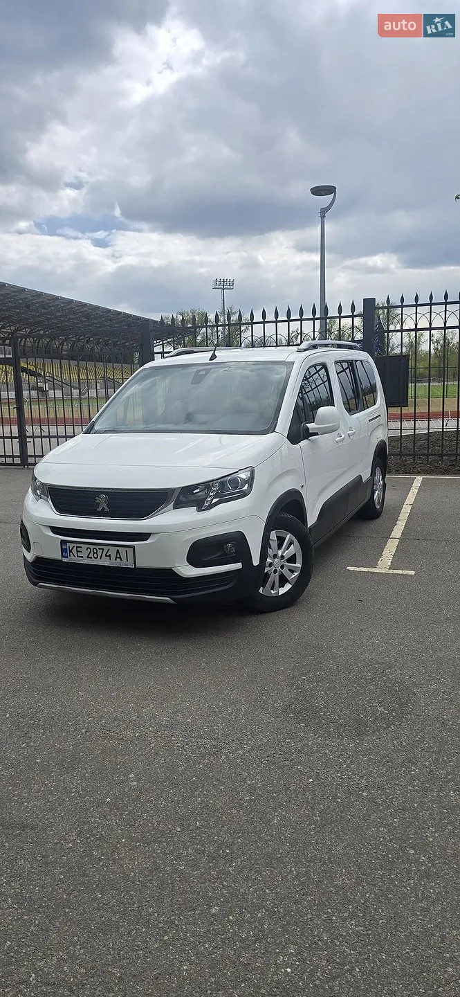 Peugeot Rifter, 2019