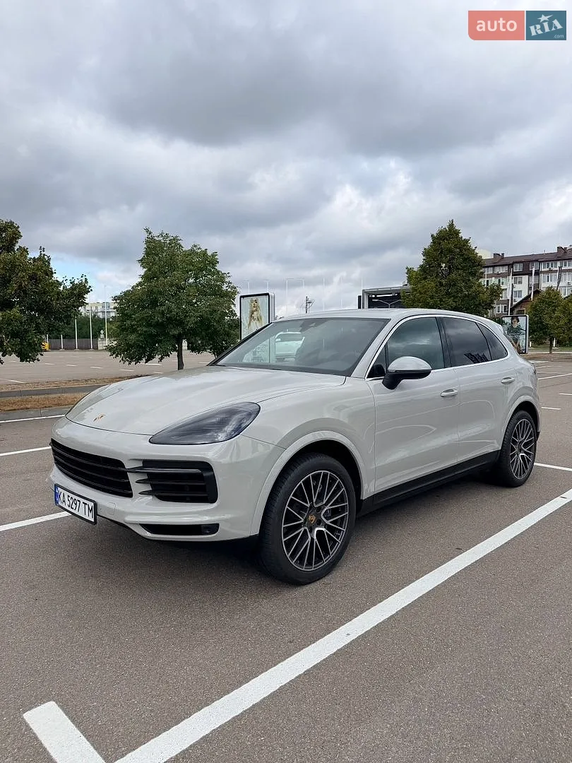 Porsche Cayenne, 2020