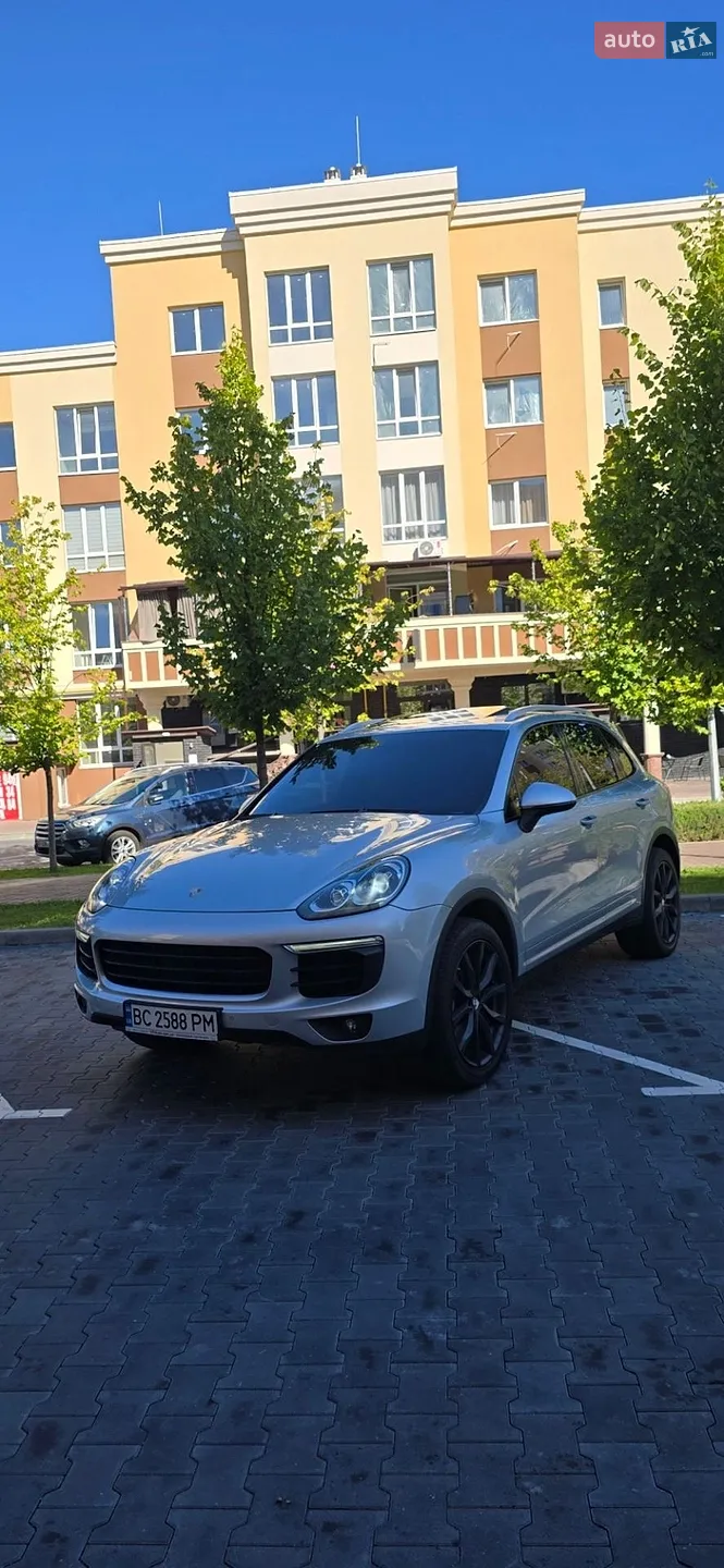 Porsche Cayenne, 2015