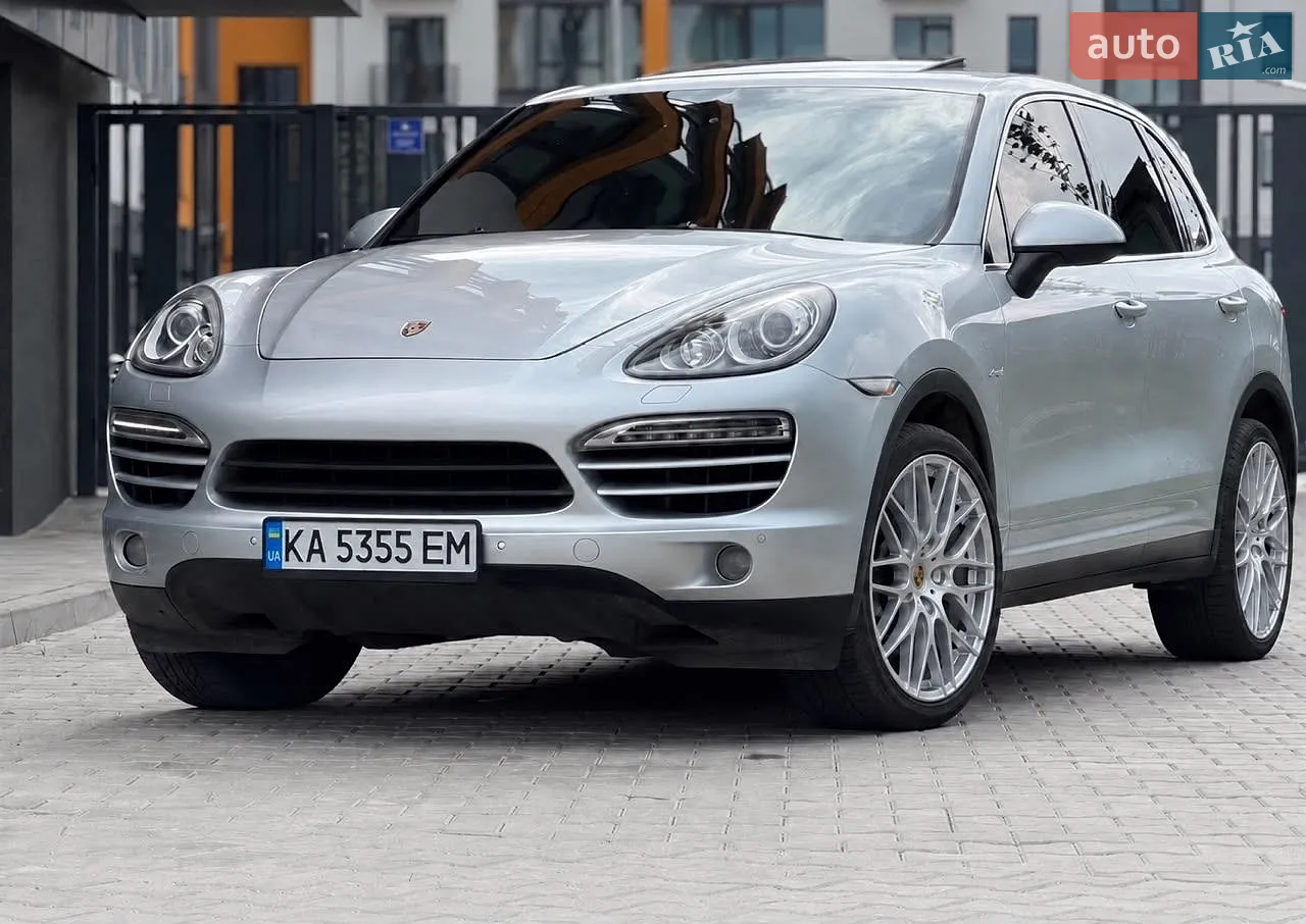 Porsche Cayenne, 2012