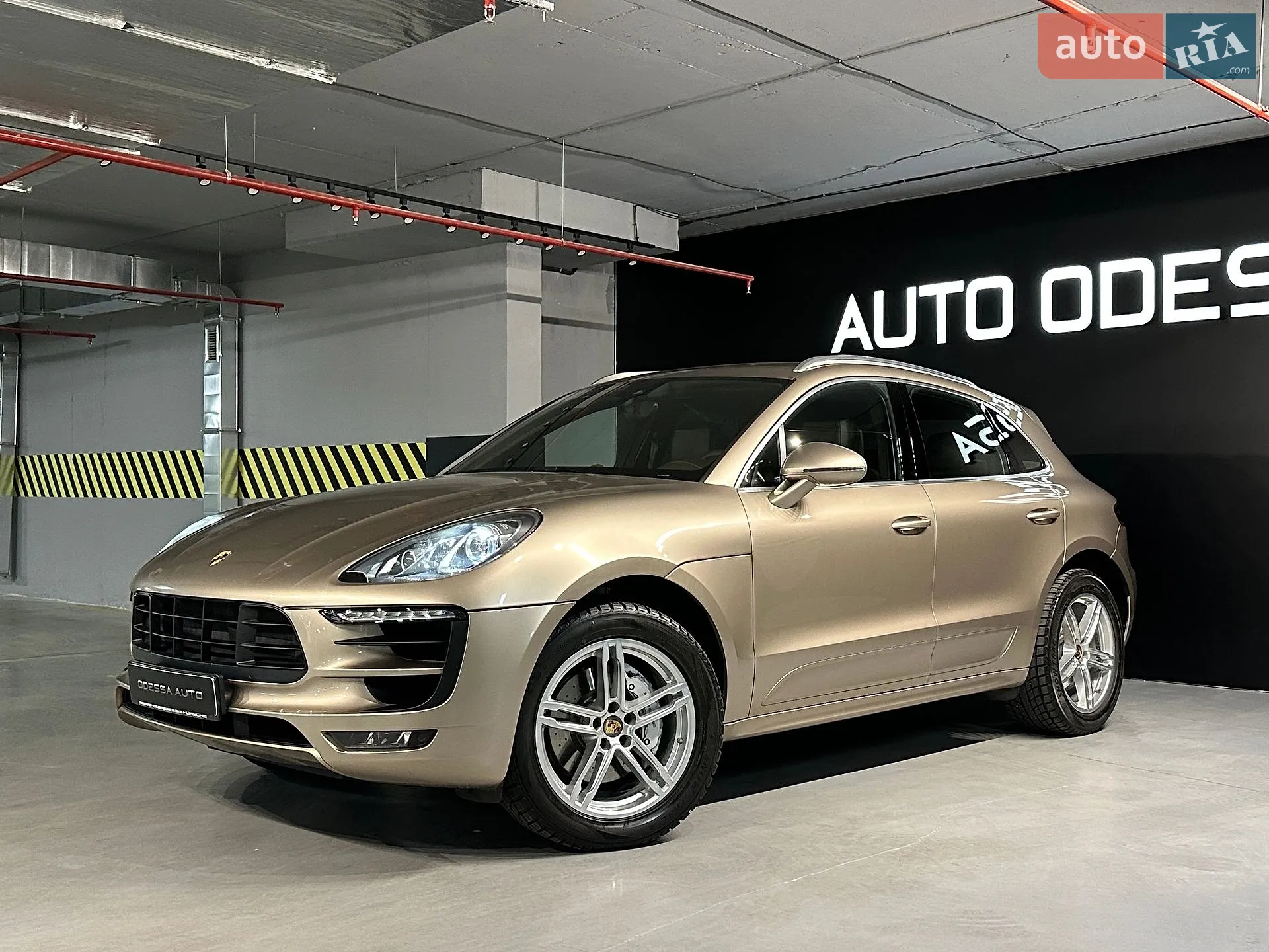 Porsche Macan, 2015
