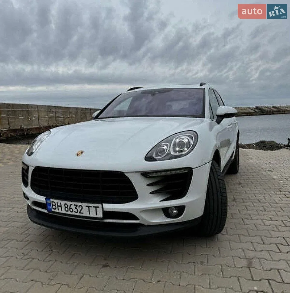 Porsche Macan 2017 — 1