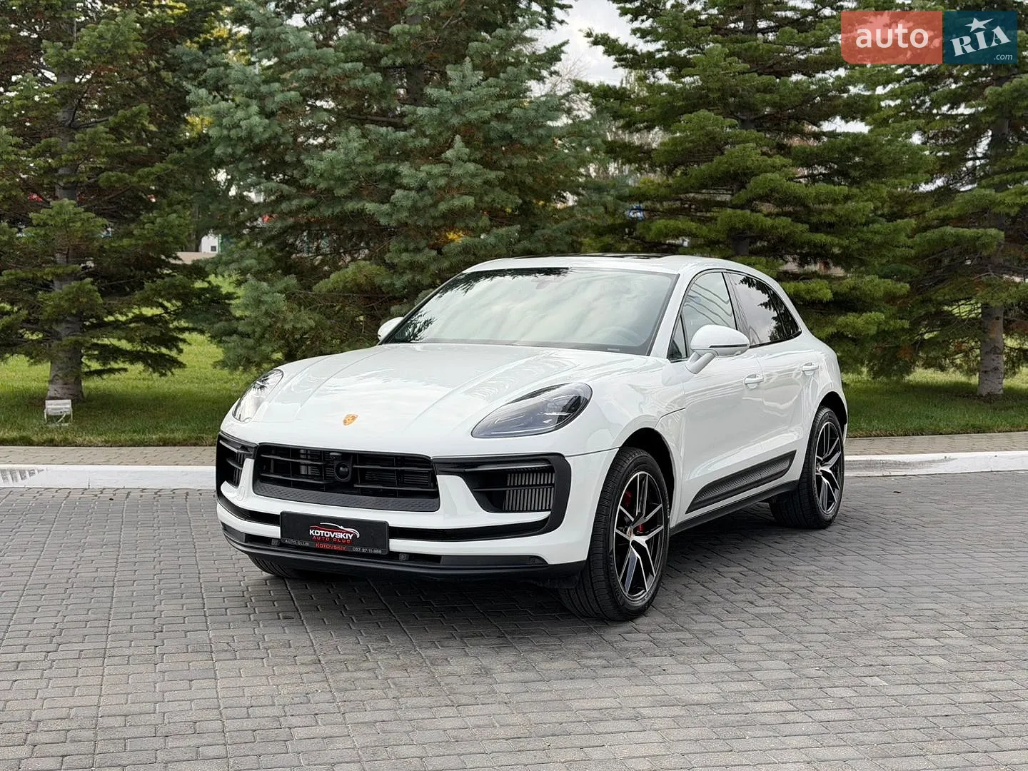 Porsche Macan, 2022