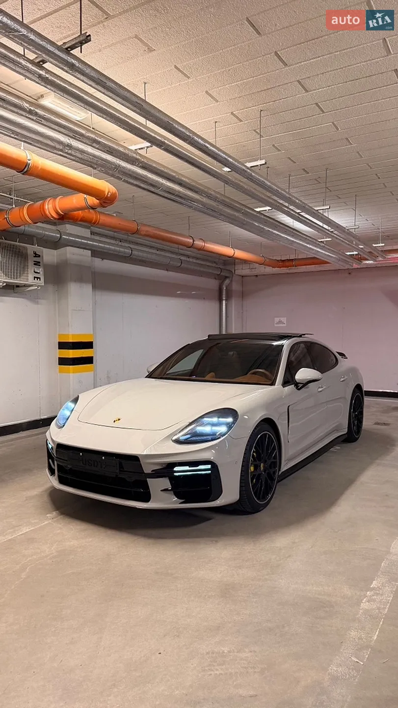 Porsche Panamera, 2019