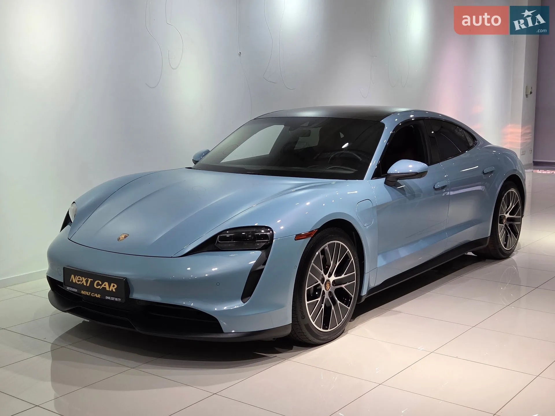 Porsche Taycan, 2022