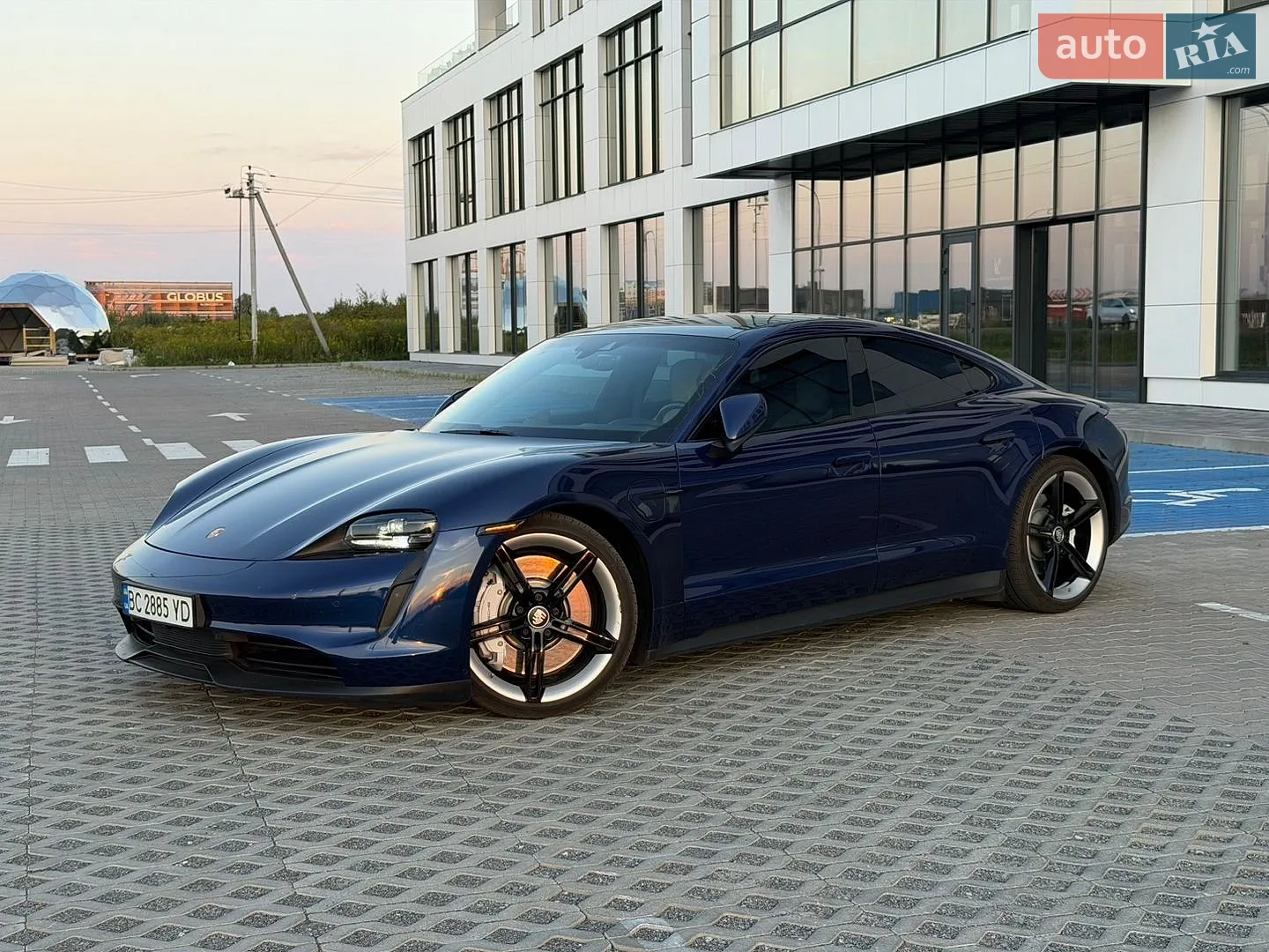 Porsche Taycan, 2022