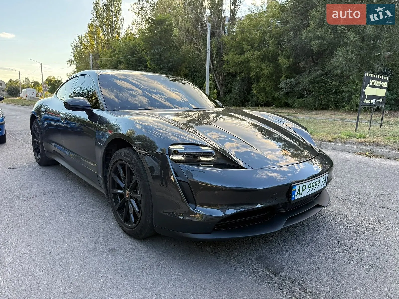 Porsche Taycan, 2021