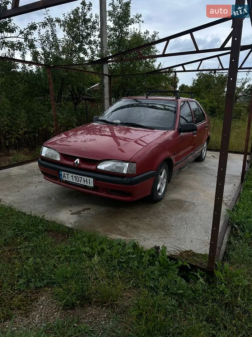 Renault 19, 1992