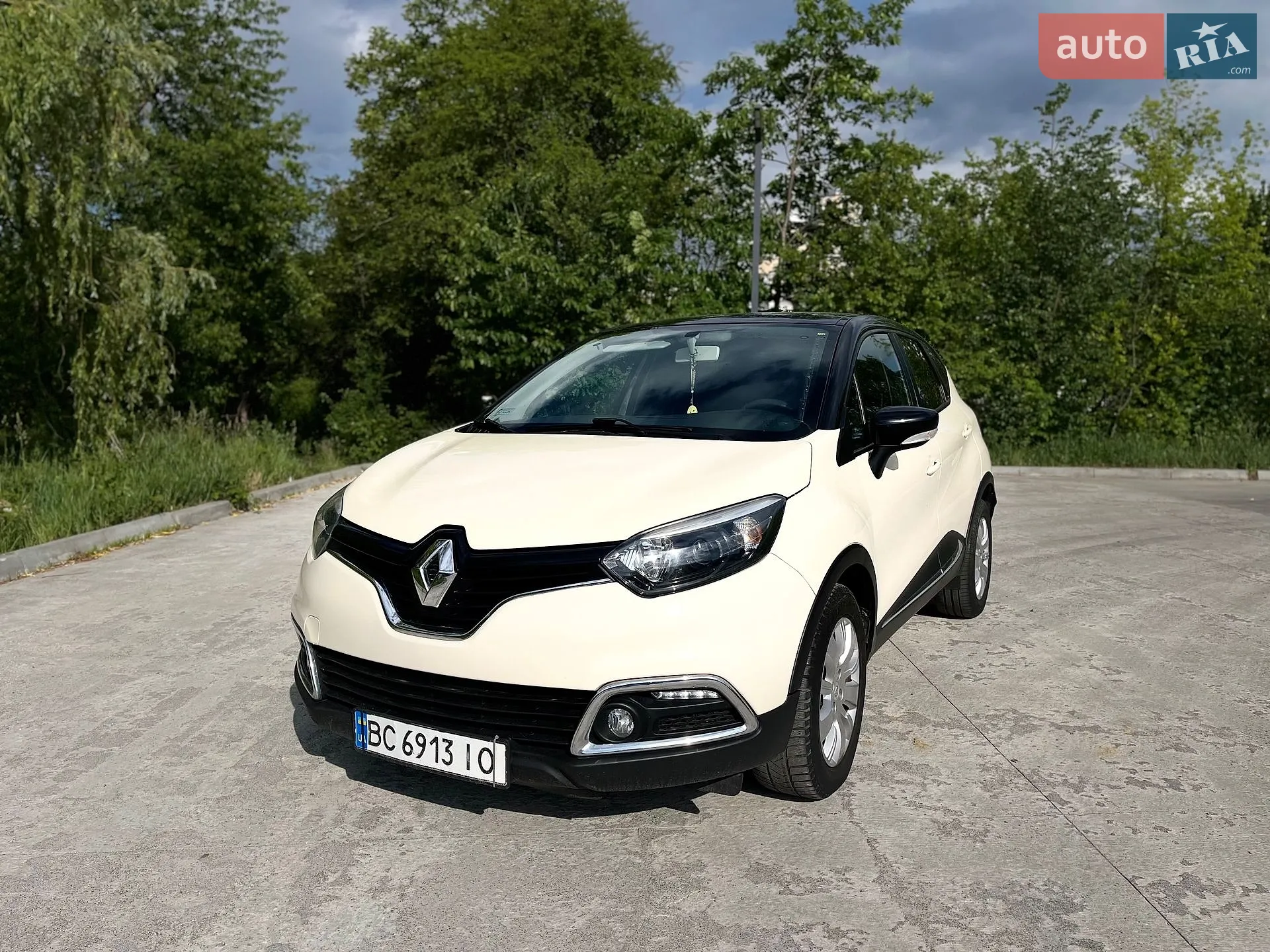 Renault Captur, 2013