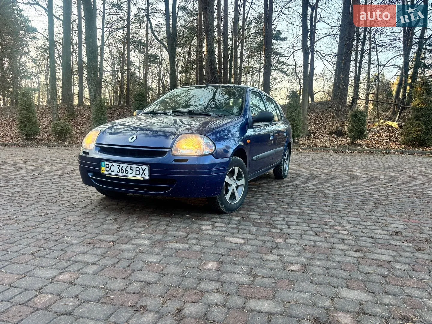 Renault Clio, 2001