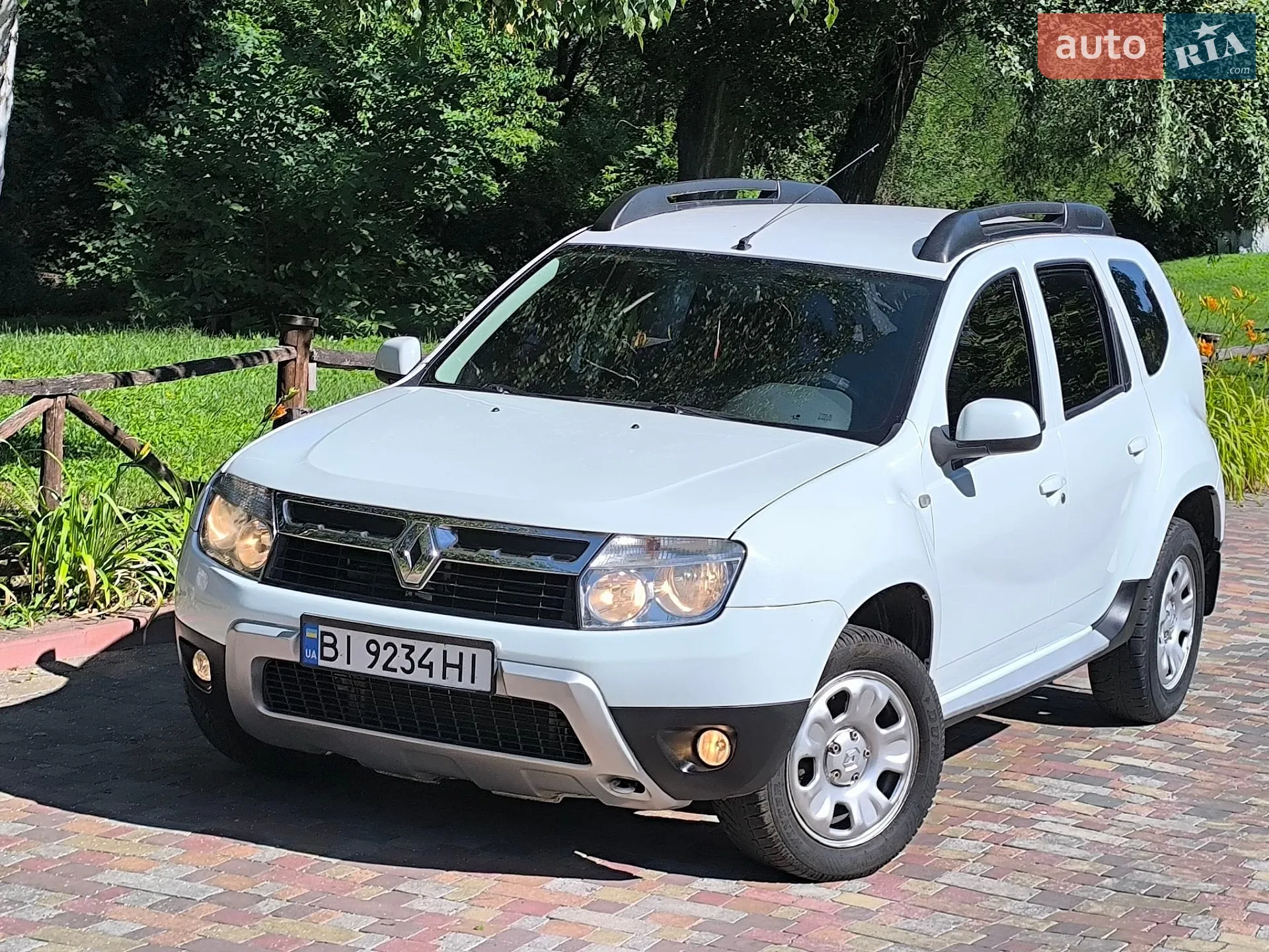 Renault Duster, 2011