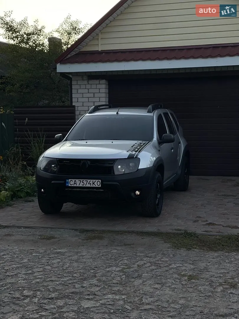 Renault Duster, 2011