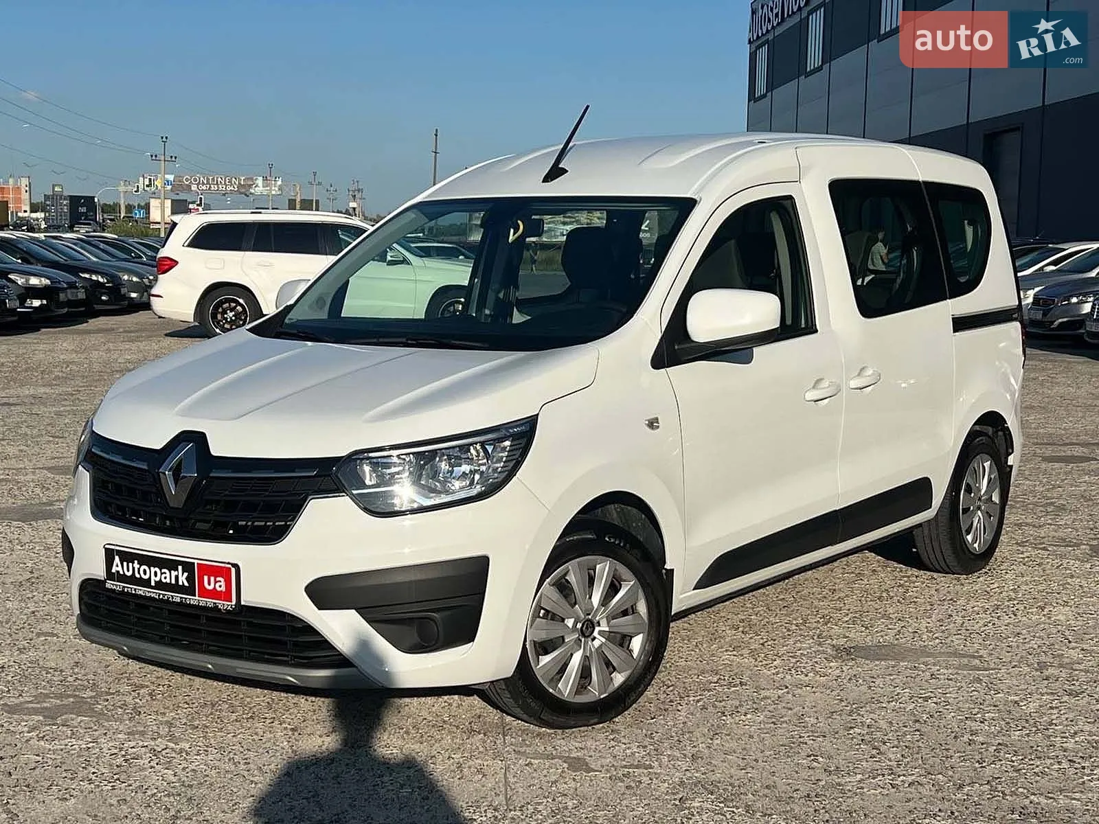 Renault Express 2023 — 1