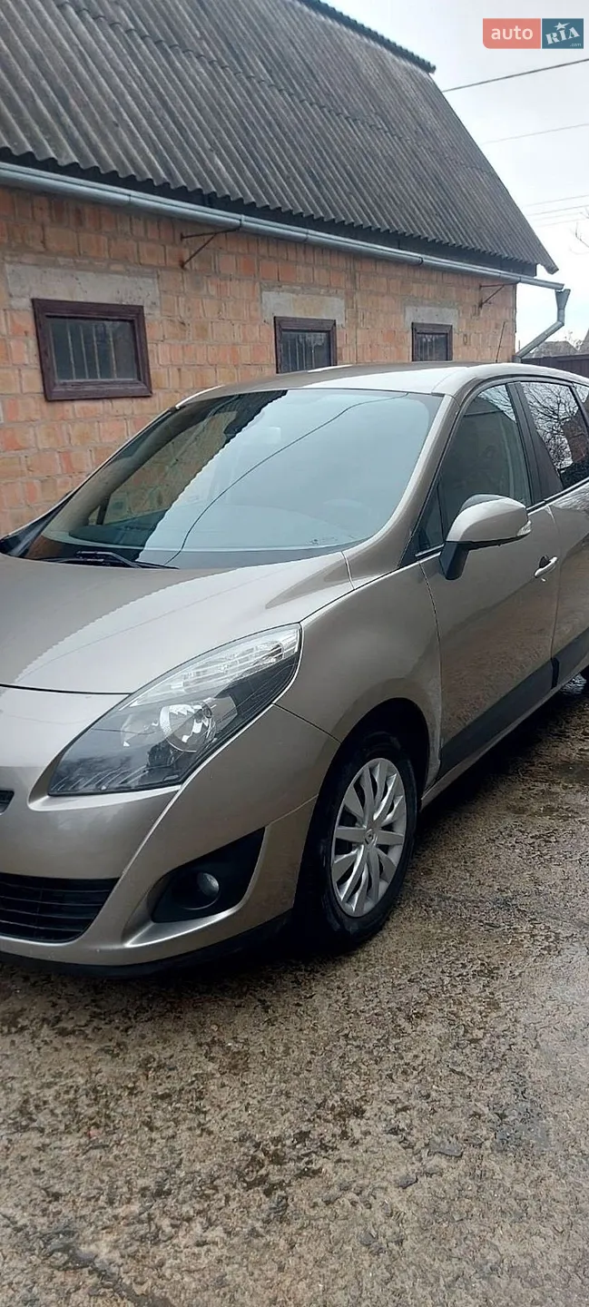 Renault Grand Scenic, 2010