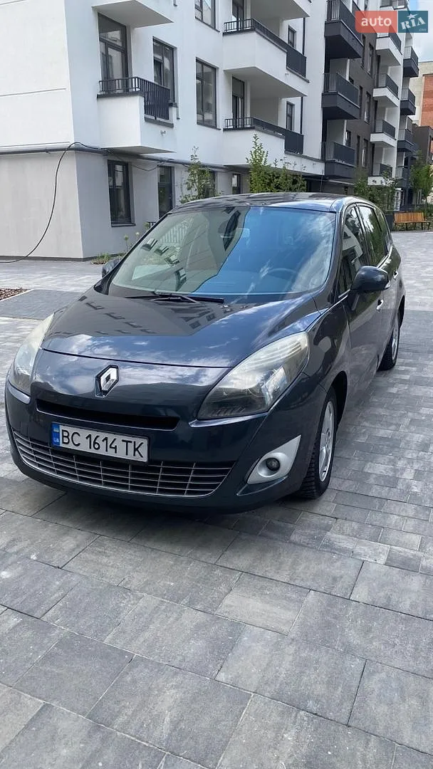 Renault Grand Scenic, 2011