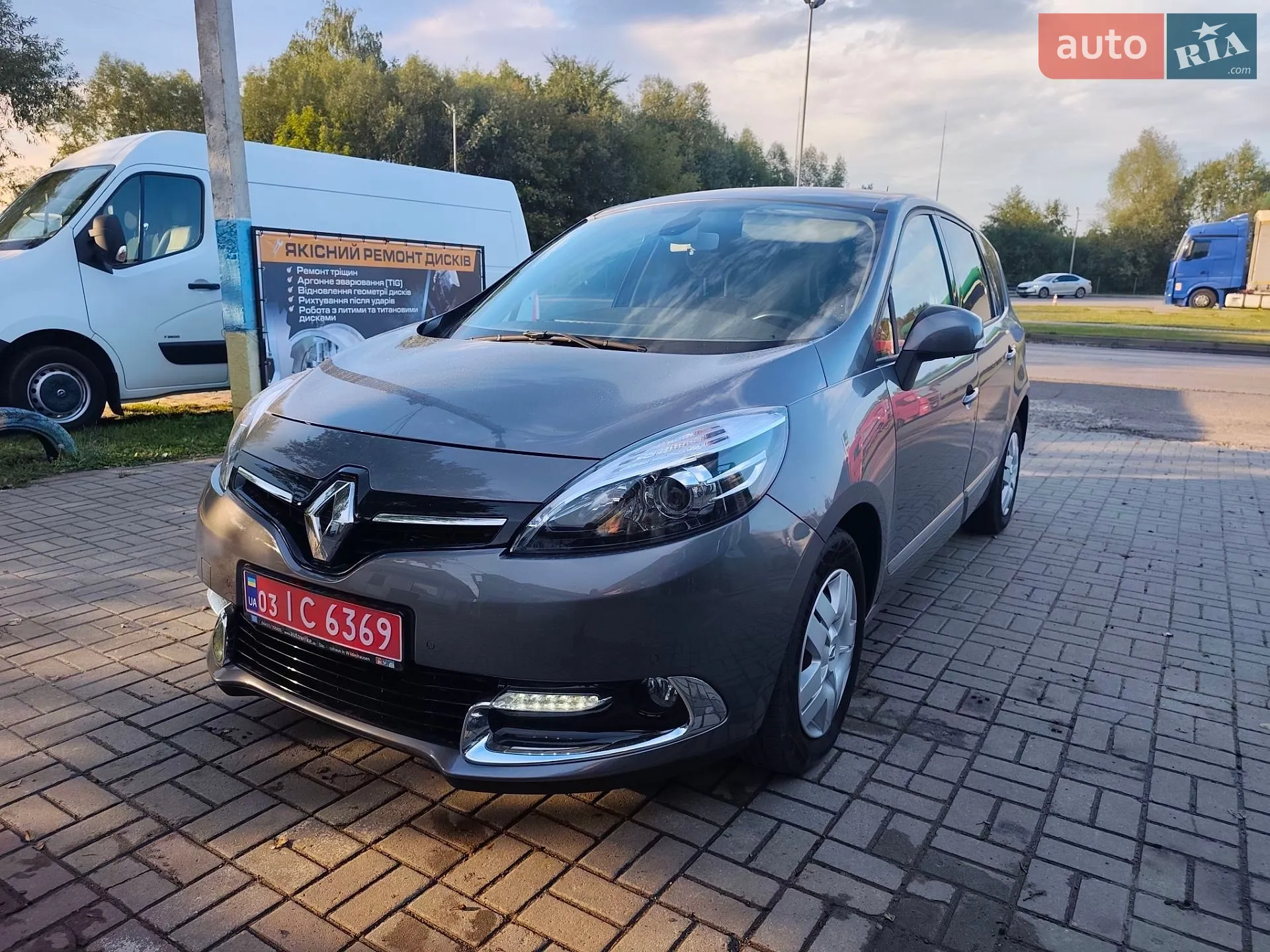 Renault Grand Scenic, 2012