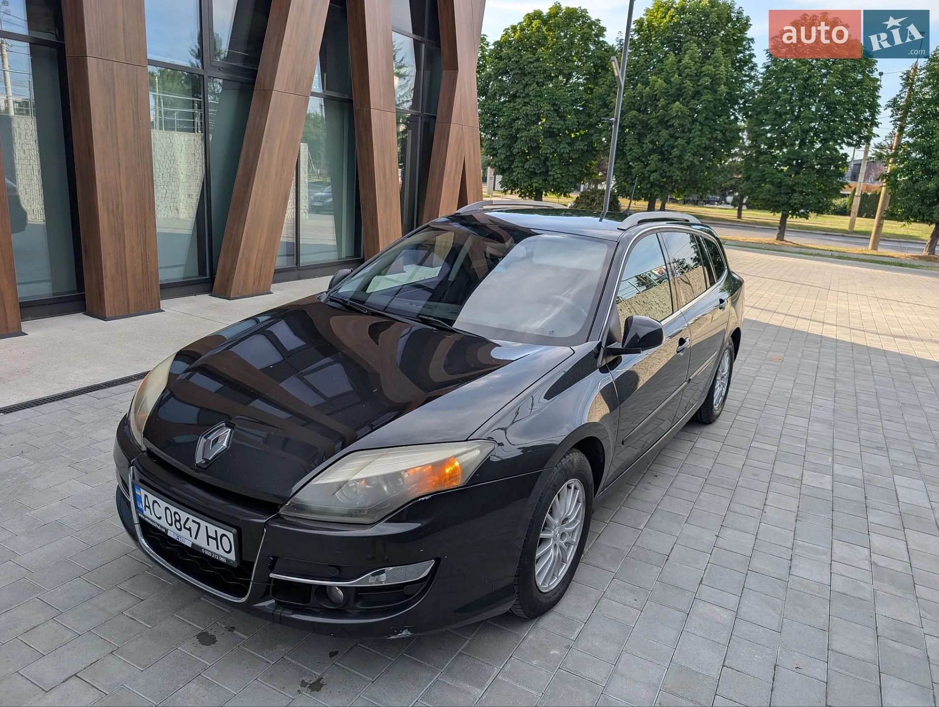 Renault Laguna, 2011