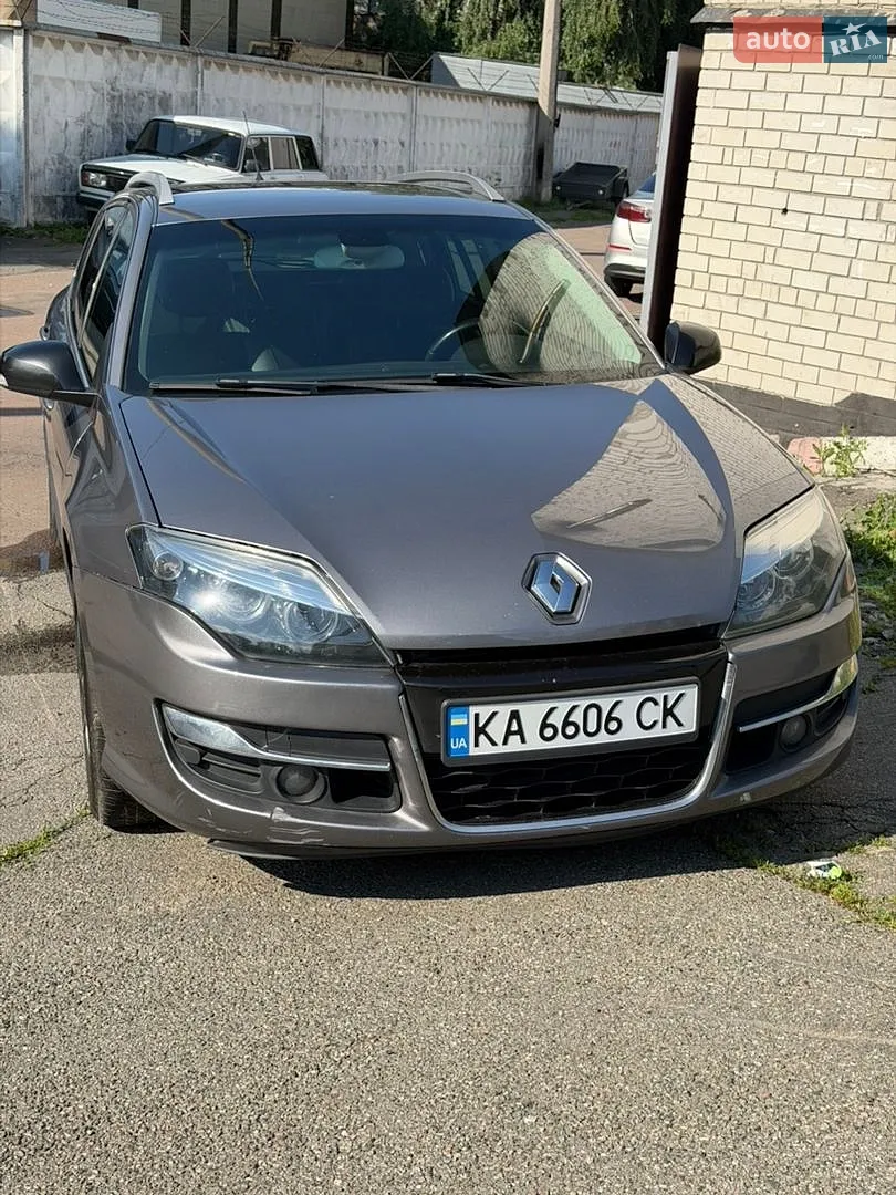 Renault Laguna, 2012