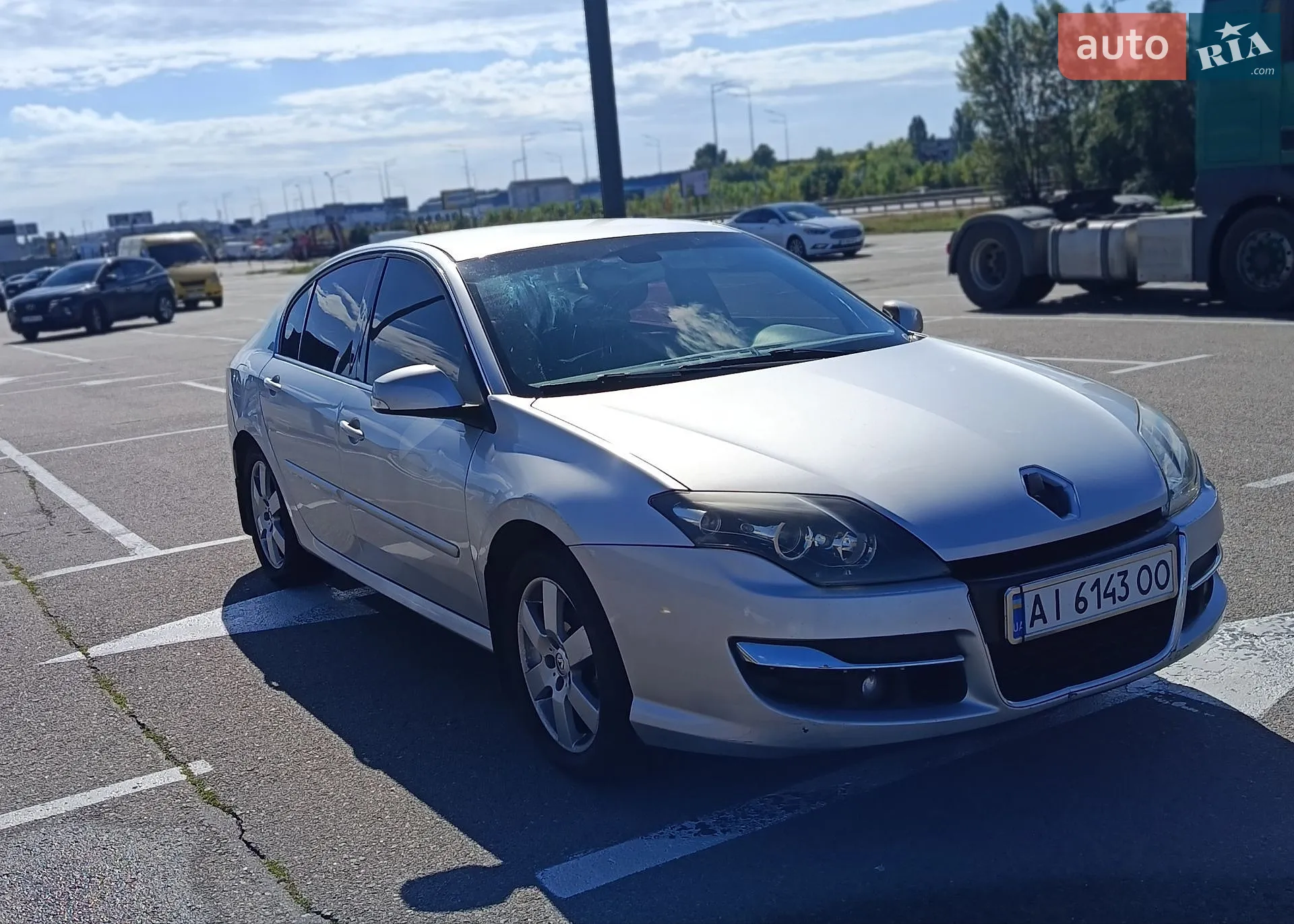 Renault Laguna, 2011