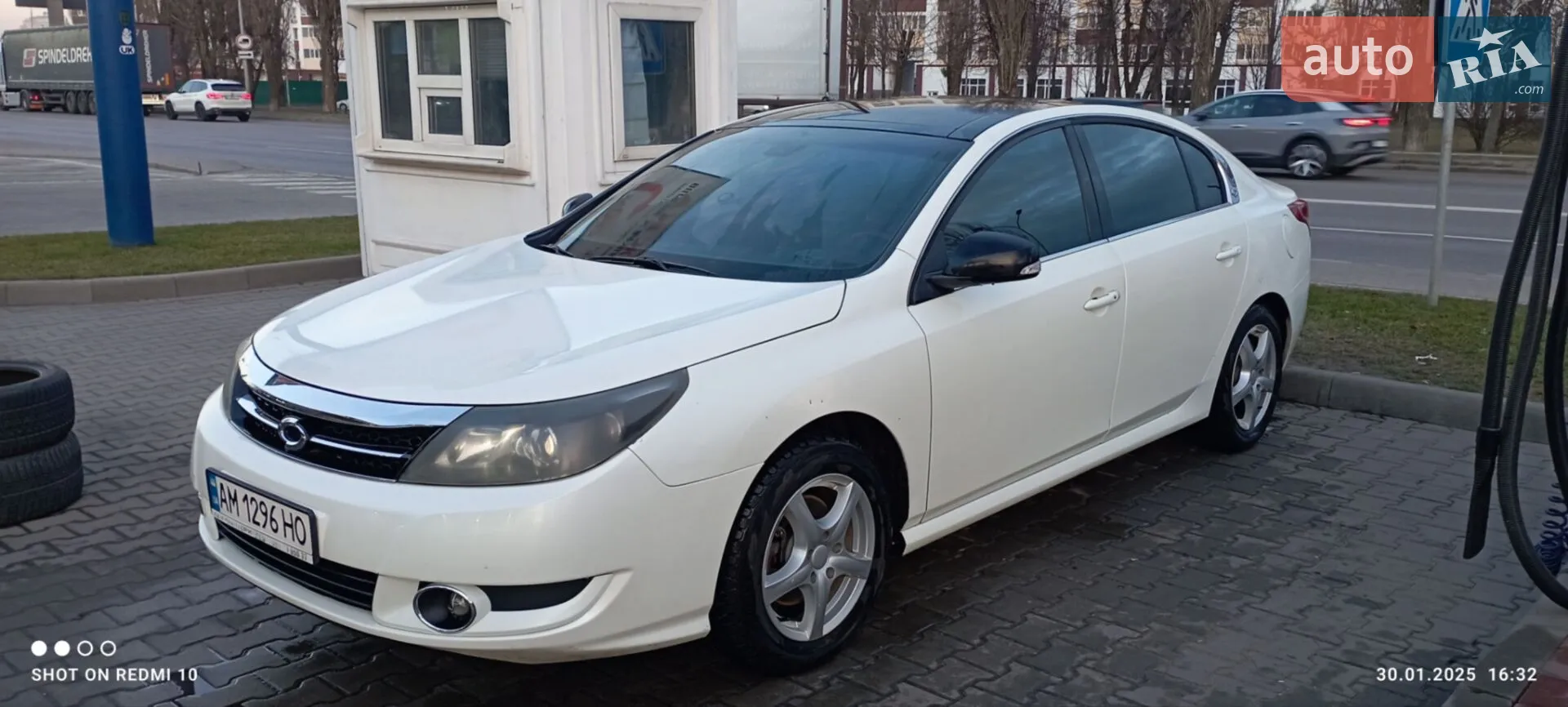 Renault Latitude, 2010