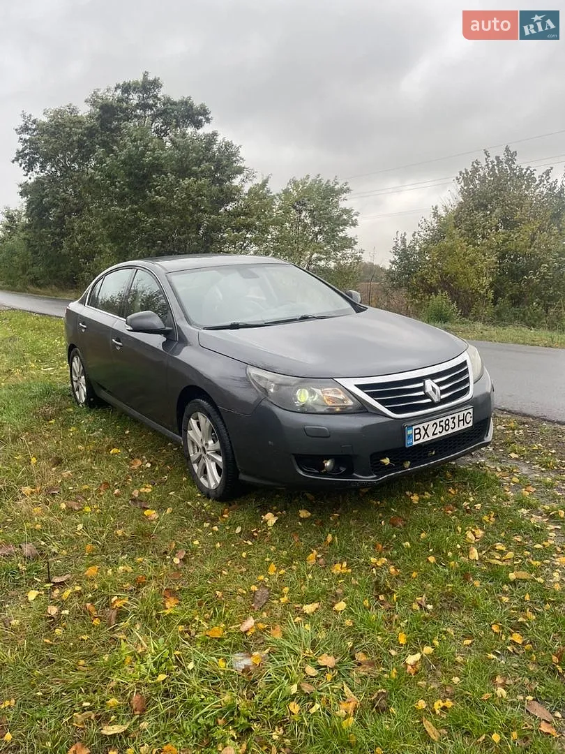 Renault Latitude, 2011