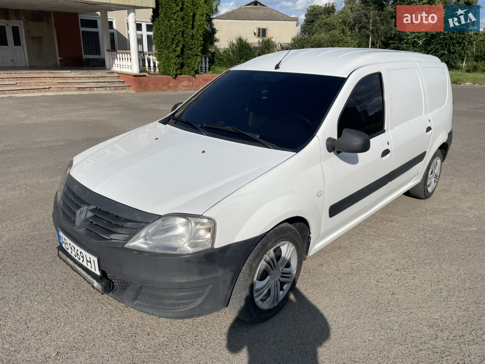 Renault Logan, 2010