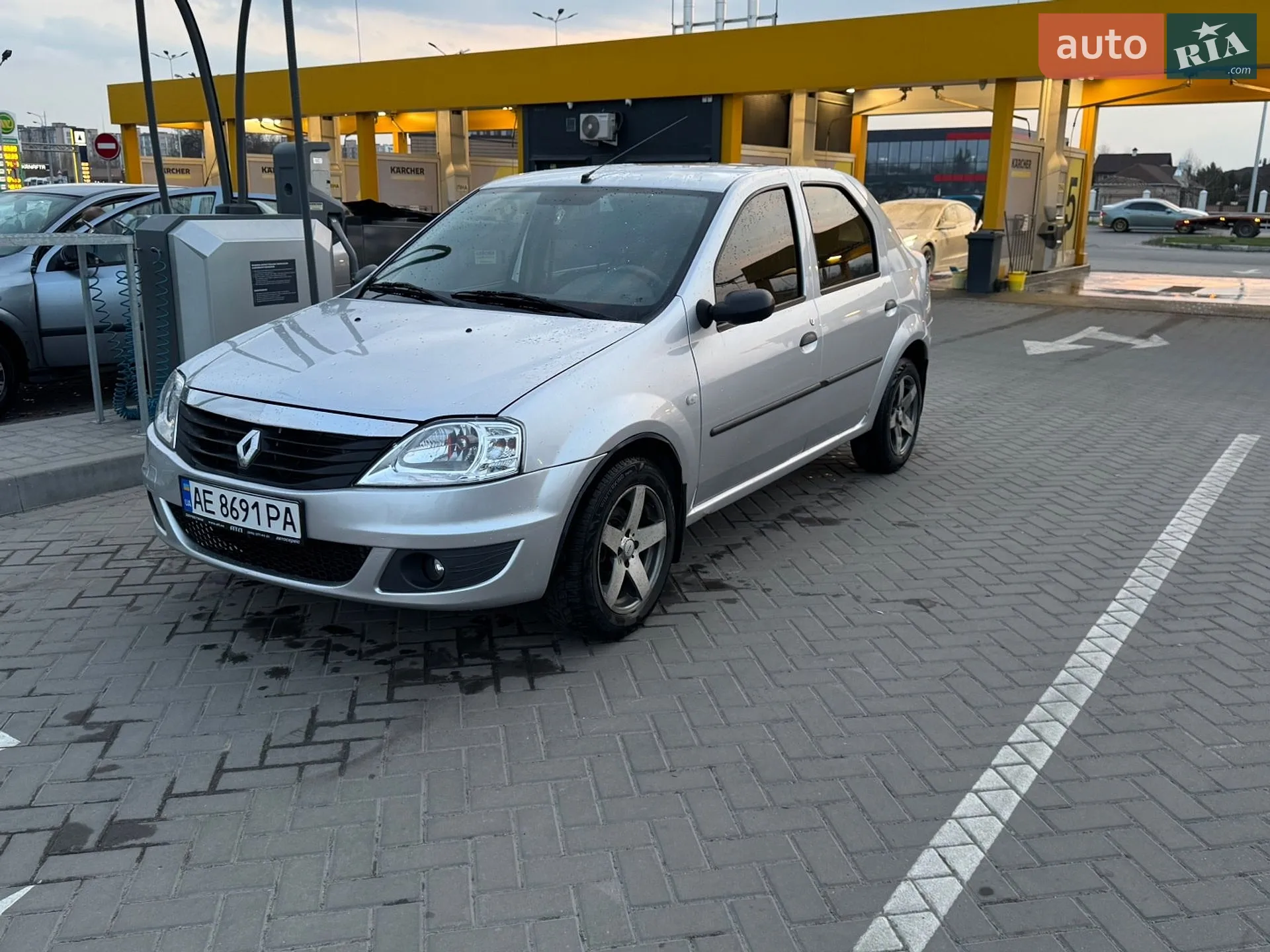 Renault Logan, 2010