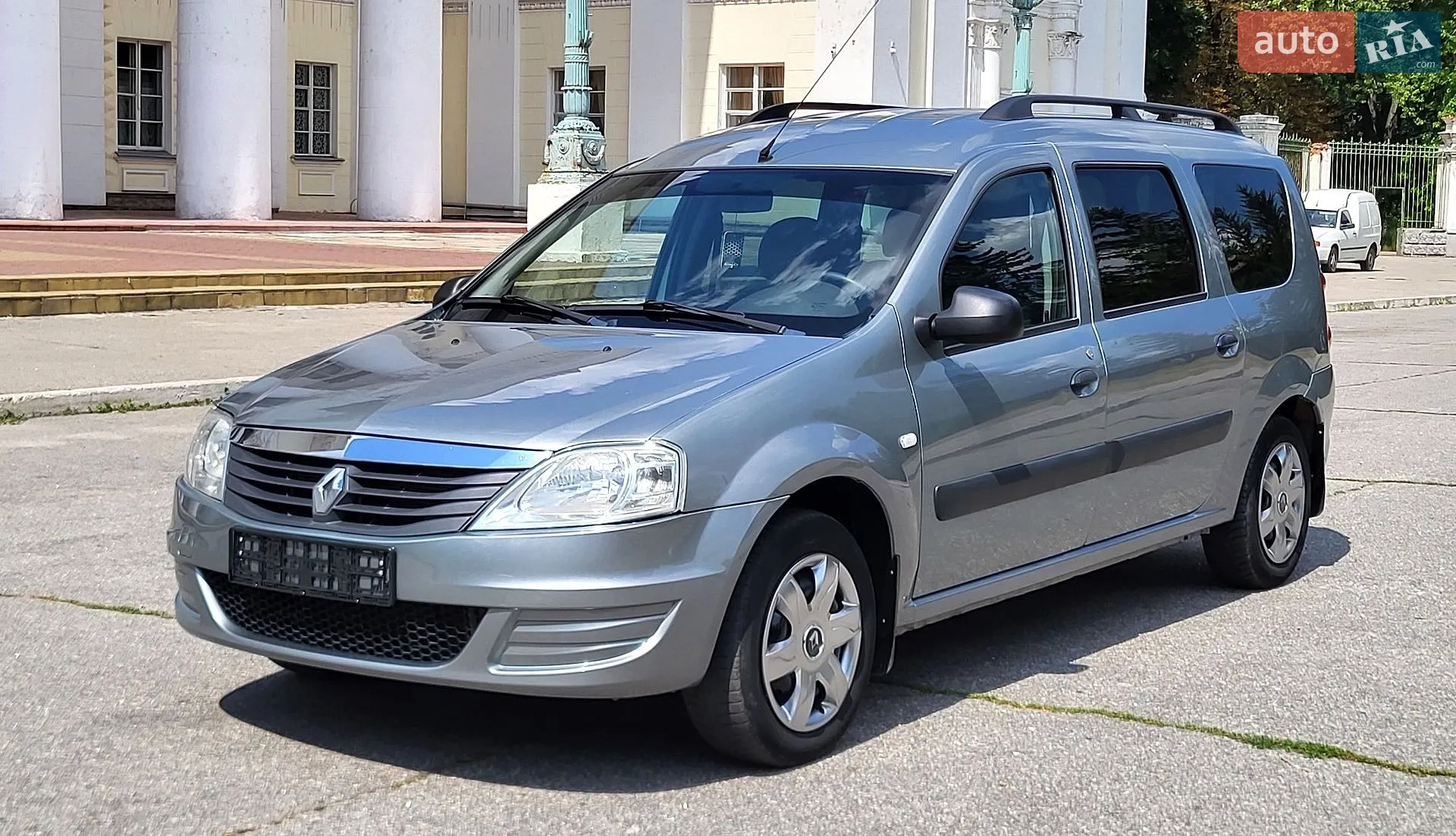 Renault Logan, 2010