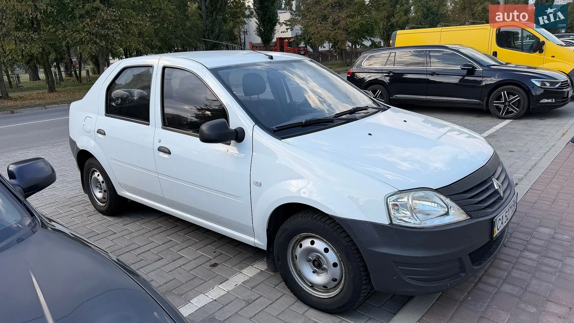 Renault Logan, 2012