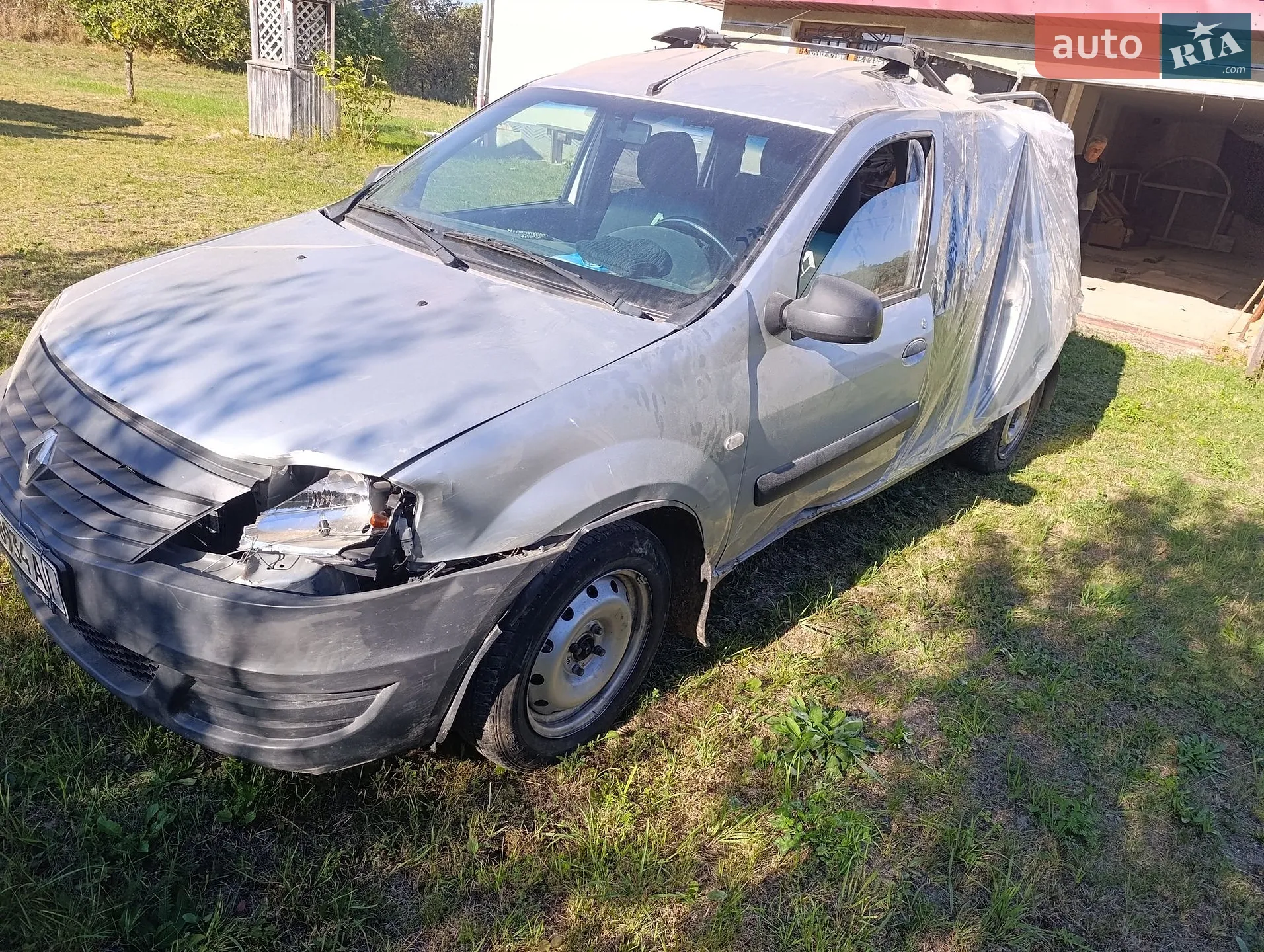 Renault Logan, 2012