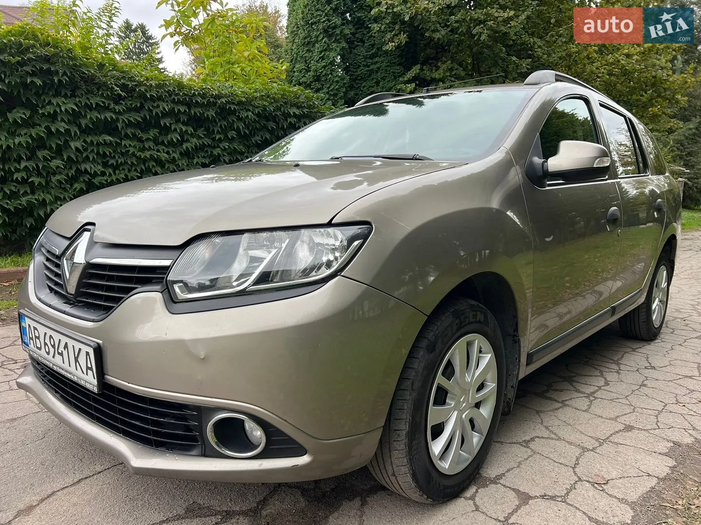 Renault Logan, 2013