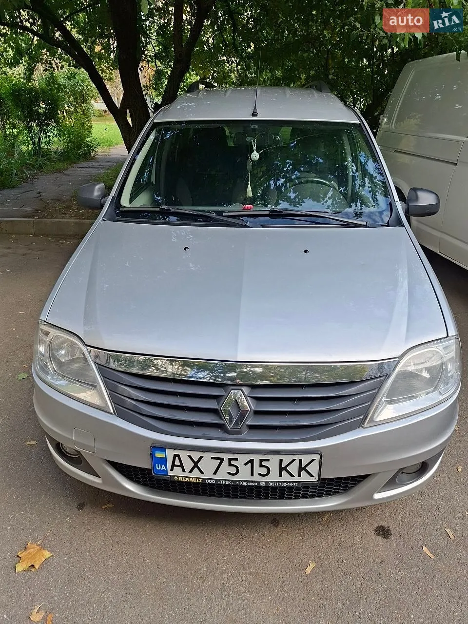 Renault Logan, 2012