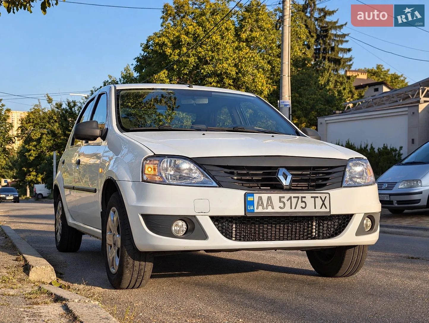 Renault Logan, 2011