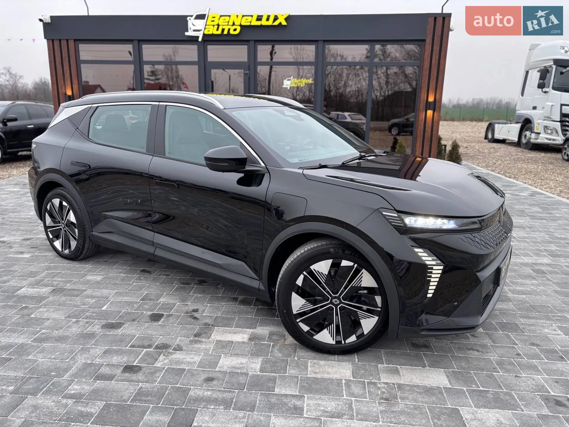 Renault Scenic E-Tech, 2024